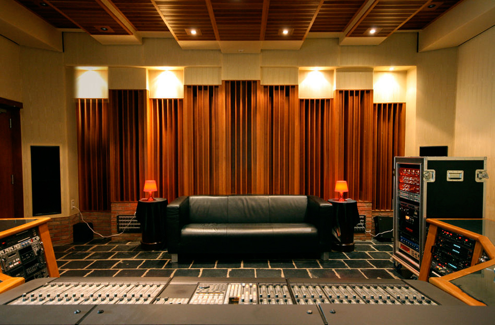 La Chapelle control Room. Courtesy of the studio