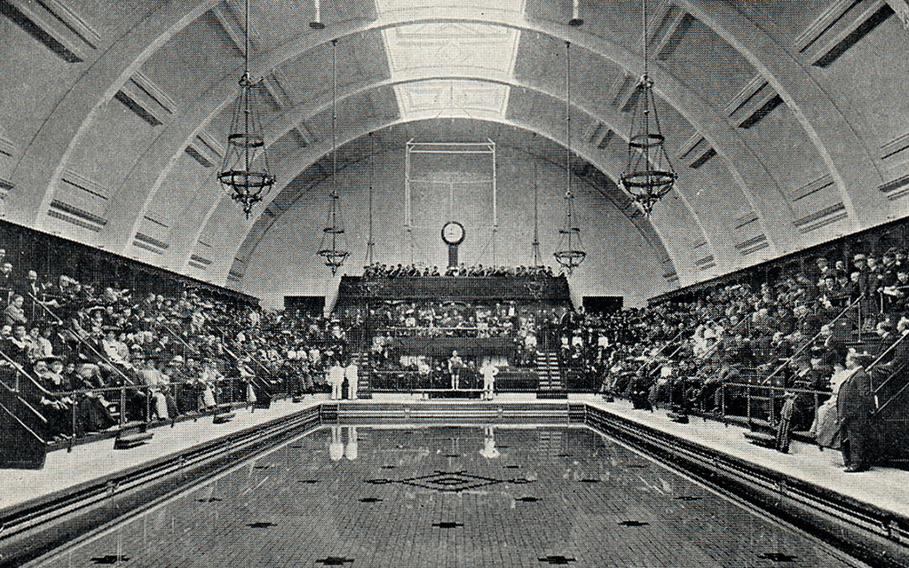 Historic image of Haggerston Baths