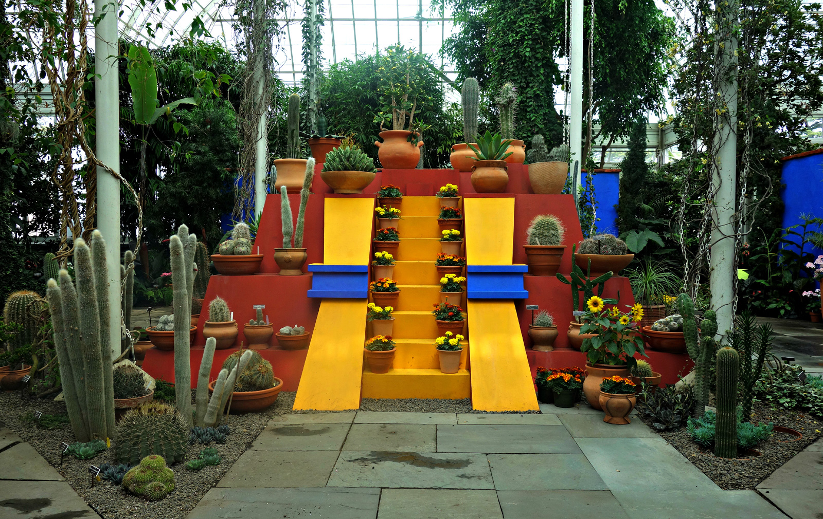 Frida Kahlo New York botanical gardens