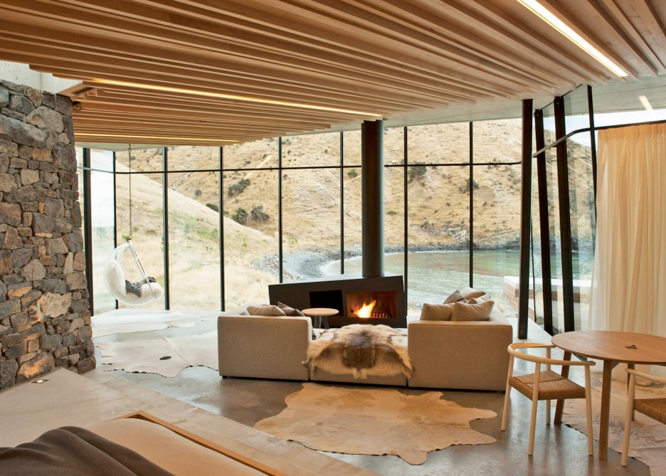 Holiday home of the week: a contemporary cottage on a private beach in New Zealand by Patterson Associates