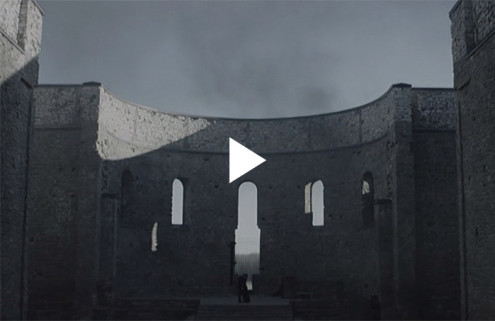 Video: Singer Coeur de pirate dances in the ruins of a historic church
