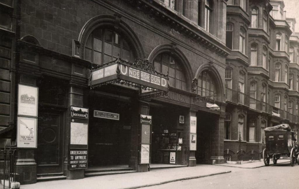 Down Street station facade