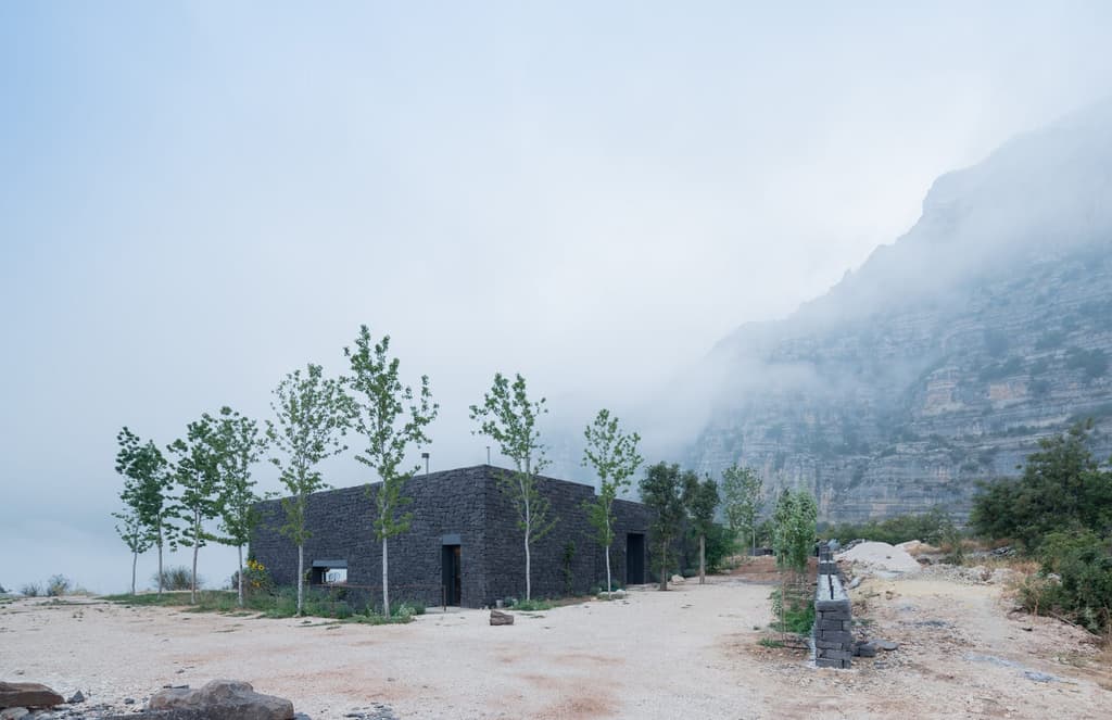 A cliff-top villa in sync with its surroundings by Youssef Tohme