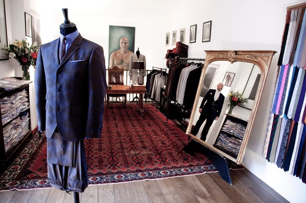 mark-powell-interior-clothes-make-the-man