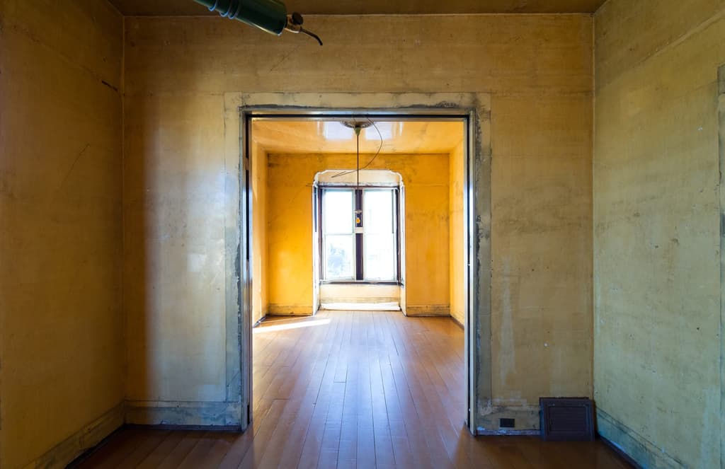 500 Capp Street, yellow room. Courtesy of 500 Capp Street Foundation