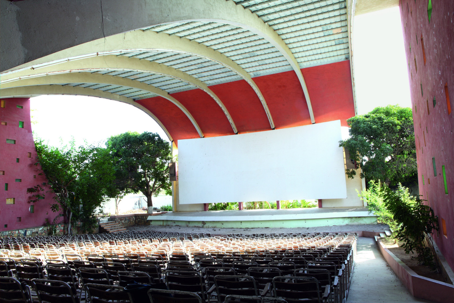 Screen stars: rescuing Angola's cinemas