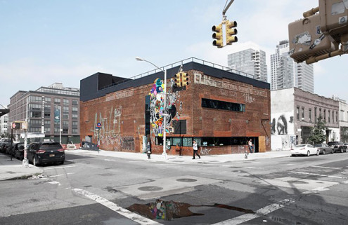 5 finds from across the web: Brooklyn’s opera revival, immortal paper buildings and more