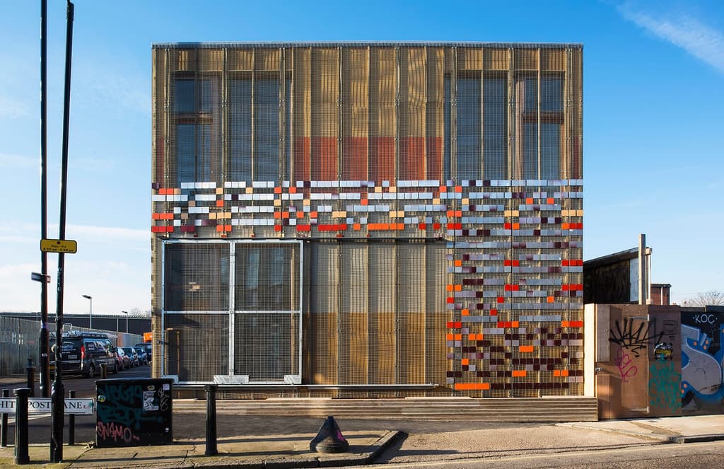 LYN Atelier builds Hub 67 from London Olympic Games waste