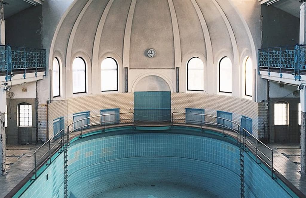 homepage swimming pool