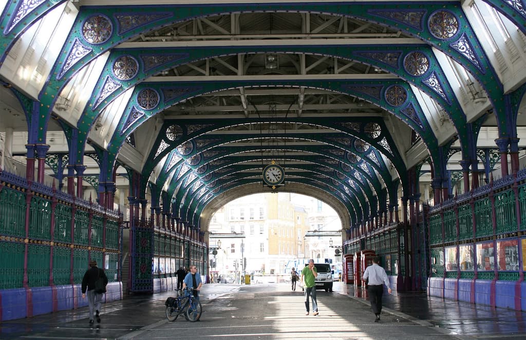 Sale of Smithfield market paves way for Museum of London move
