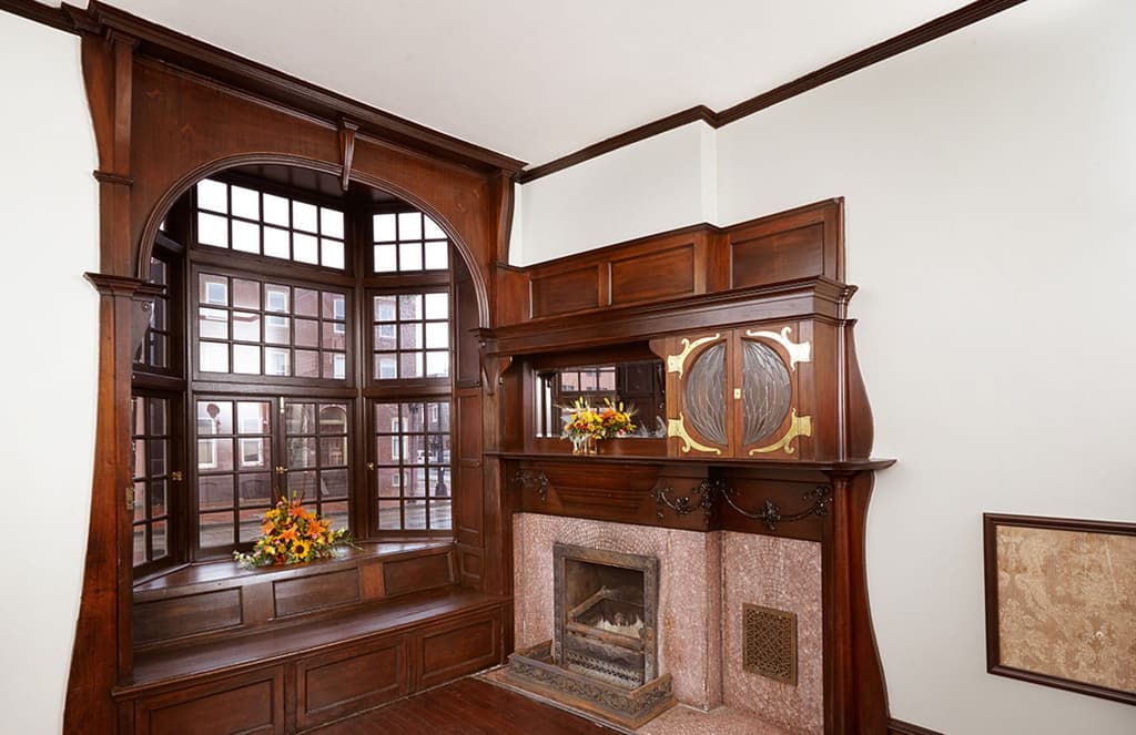 A battered Queen Anne Revival building outside Philadelphia becomes a Writers House