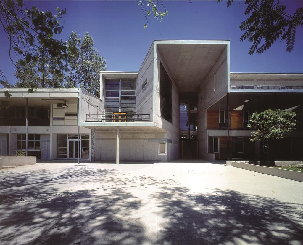 Mathematics School, Universidad Católica de Chile, Santiago, Chile Photography: Tadeuz Jalocha