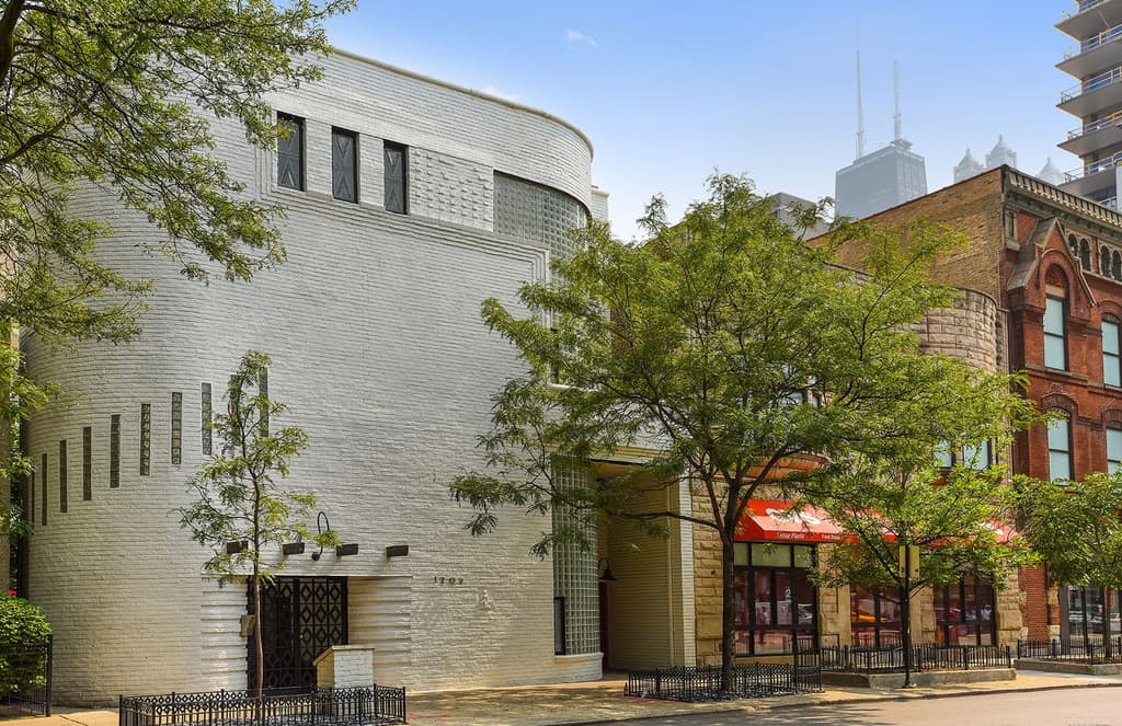 Property of the week: a local Art Moderne hero in Chicago