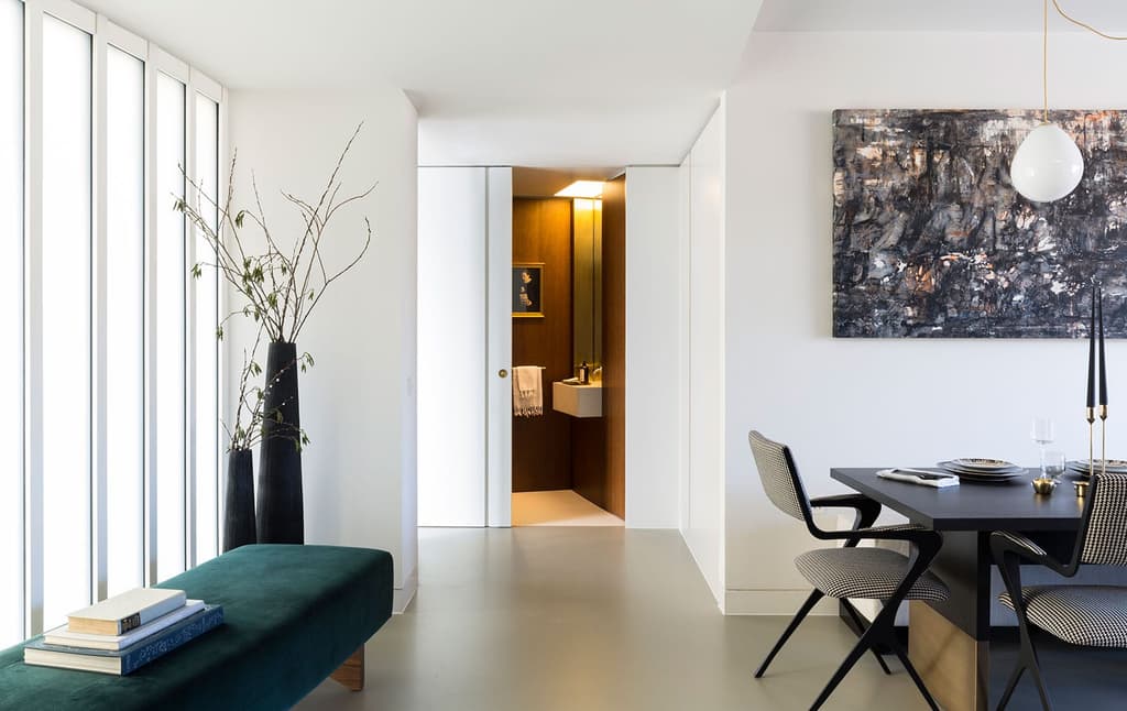 Gasholders-show-flat-7