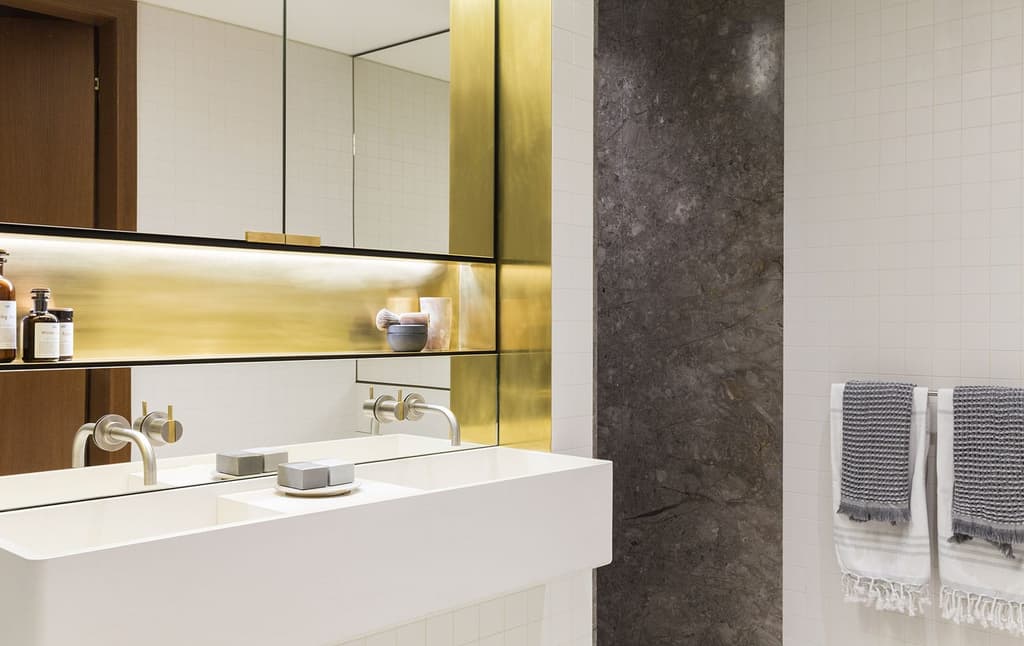 Gasholders-show-flat-9