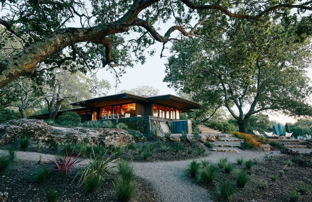 A petal-shaped midcentury home by architect Walter Thomas Brooks goes on sale