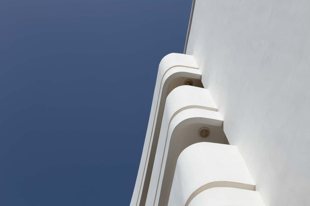 The curved balcony of a Modernist building in White city