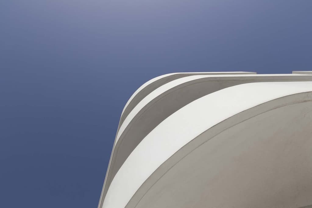 The curved balcony of a Modernist building in White city