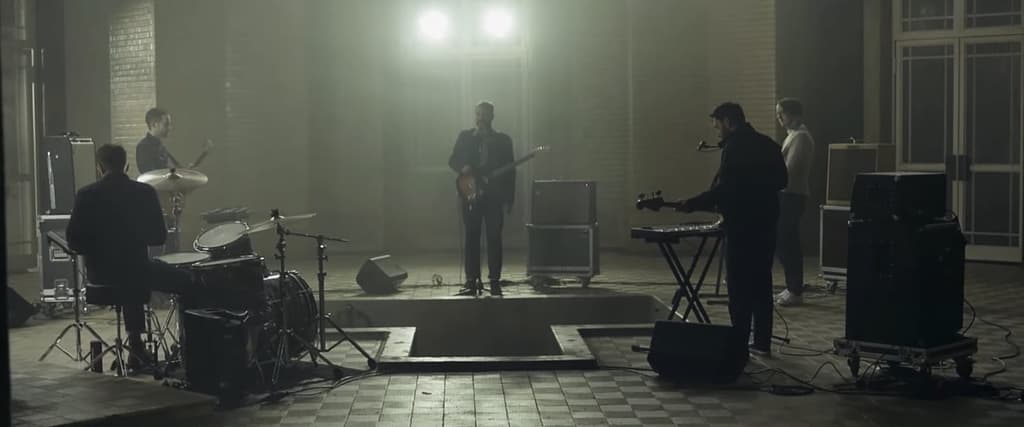 Frightened Rabbit – Woke Up Hurting video location