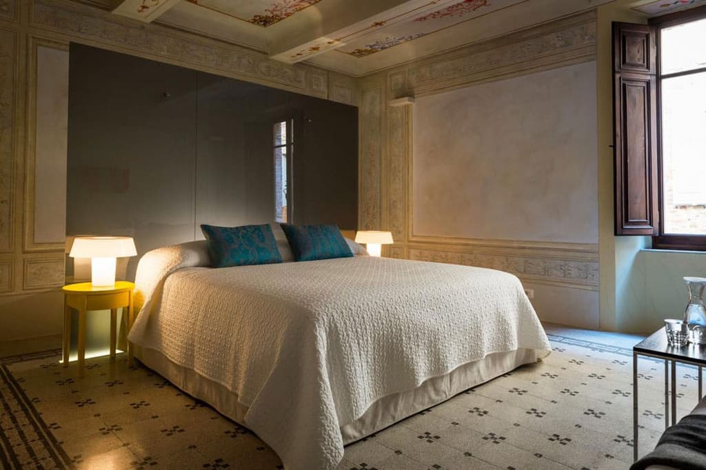 rental-apartment-mazzini-italy-12