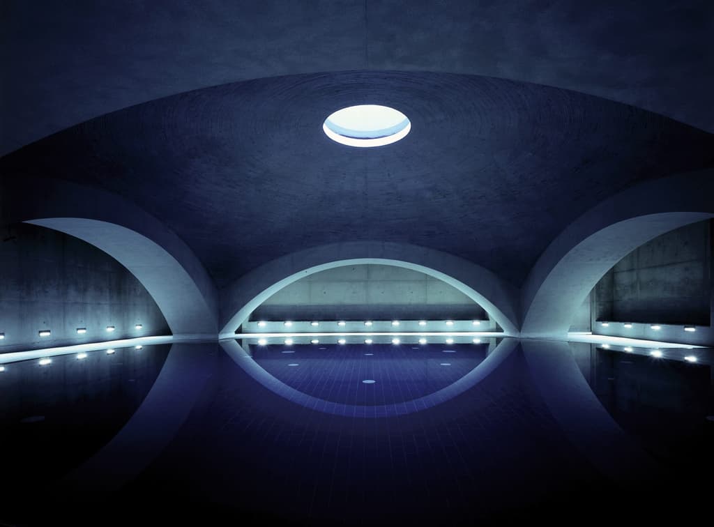 Liquidrom swimming pool, Berlin. Photography: Christian Gahl