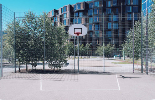 5 finds from across the web: basketball courts around the world, Drake’s mega mansion and more