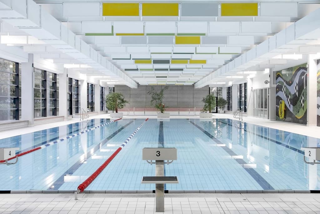Fischerinsel swimminghall. Courtesy Veauthier Meyer Architects