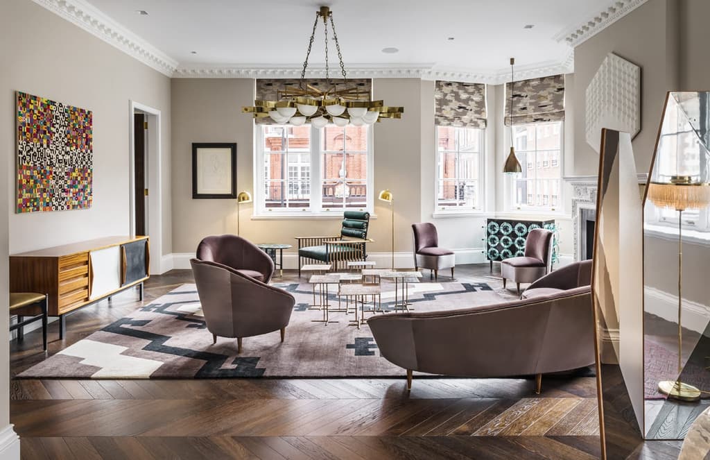 SQUAT turns a Mayfair apartment into a gallery space in London – and you can buy it