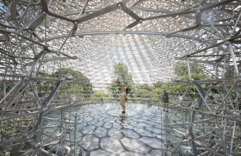 Wolfgang Buttress’ giant hive installation migrates to London’s Kew Gardens