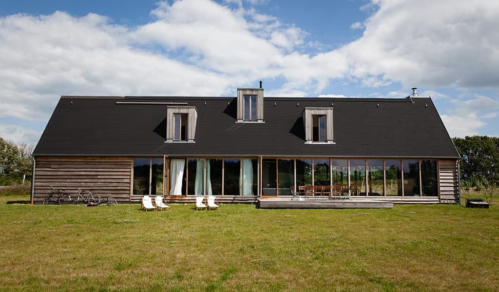 Black House Germany