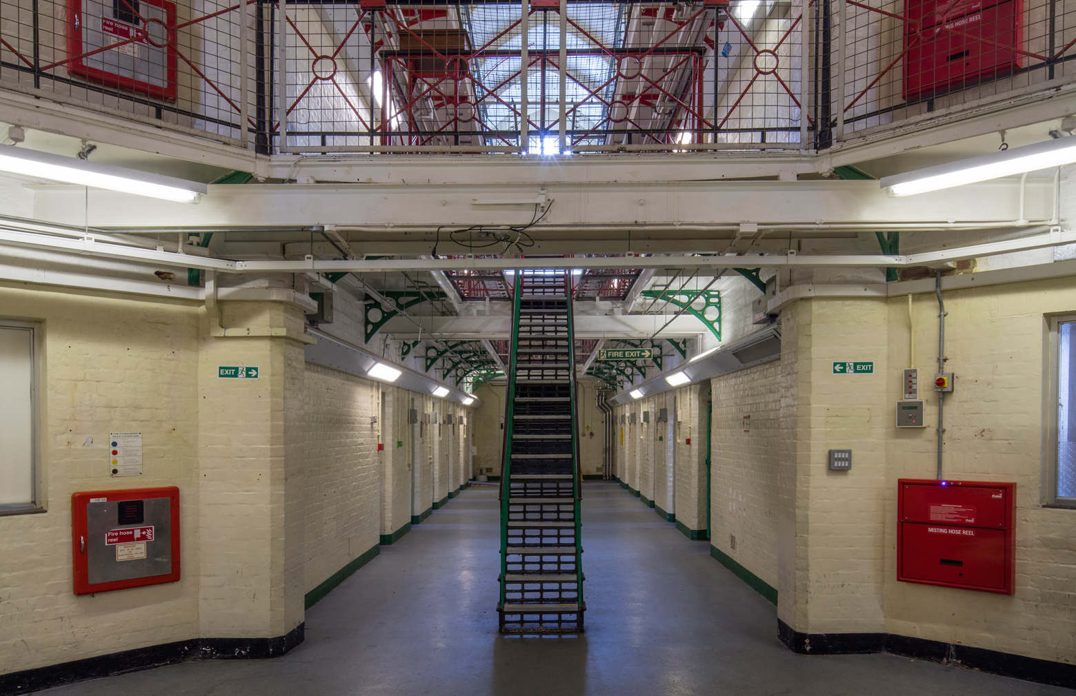 Reading Prison interior