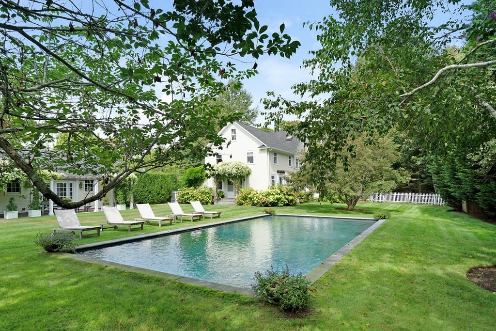 Converted farmhouse in Water Mill