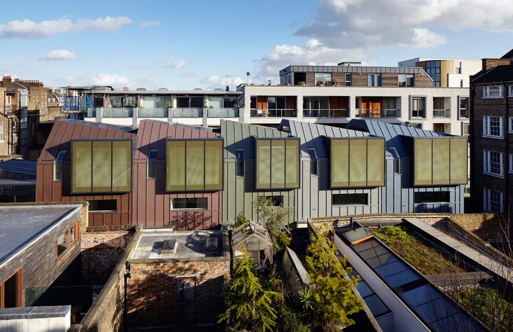 Edgley Design turns an industrial site into saw-toothed houses in London’s Islington