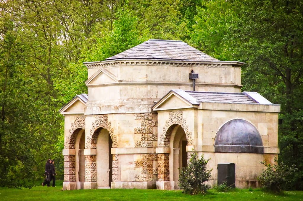 Queen Caroline’s Temple, Kensington Gardens, London Photography: Garry Knight
