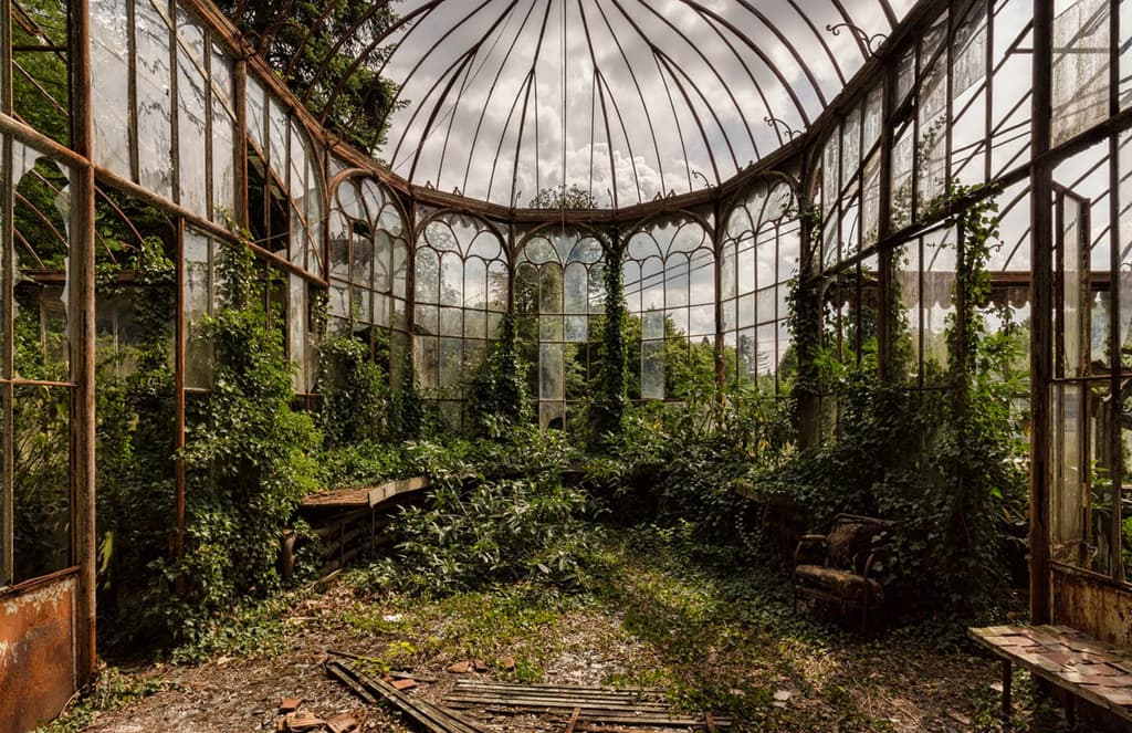 Beyond ruin porn: urban explorer James Kerwin shoots Europe's forgotten buildings