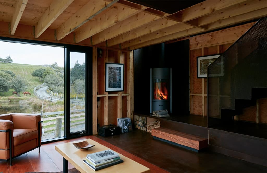 Photography: Courtesy of MacKay-Lyons Sweetapple Architects