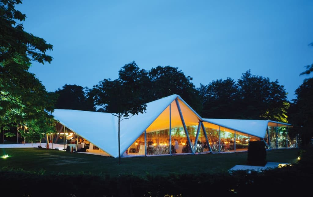 zaha-hadid-serpentine-gallery-pavilion-2000