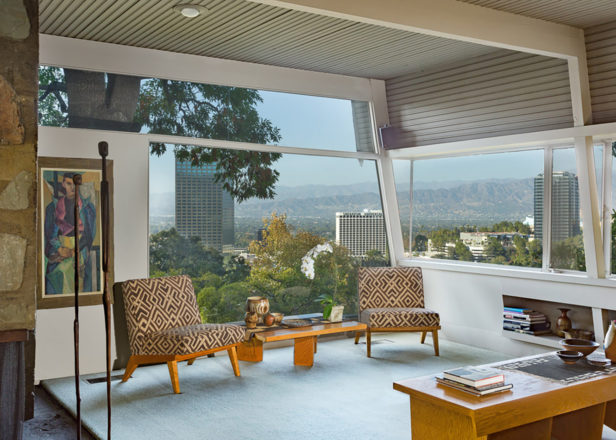 Midcentury Home By Rudolph Schindler Lists For 2 595m In La The