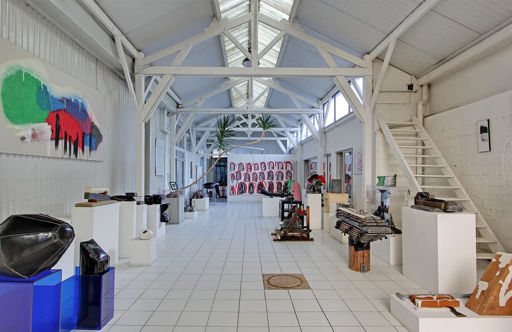 Paris artists home: François Arnal's former factory live/work studio