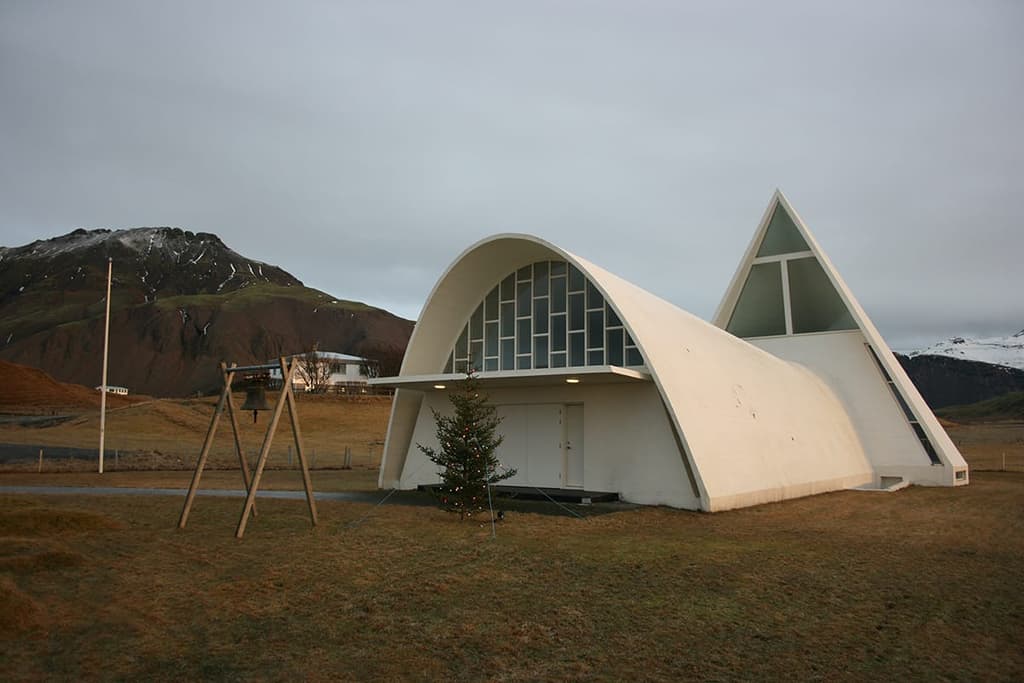 Icelandic architecture: Bjarnaneskirkja