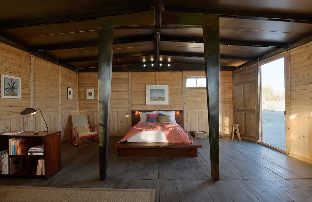 7 midcentury cabins to inspire your rural retreat
