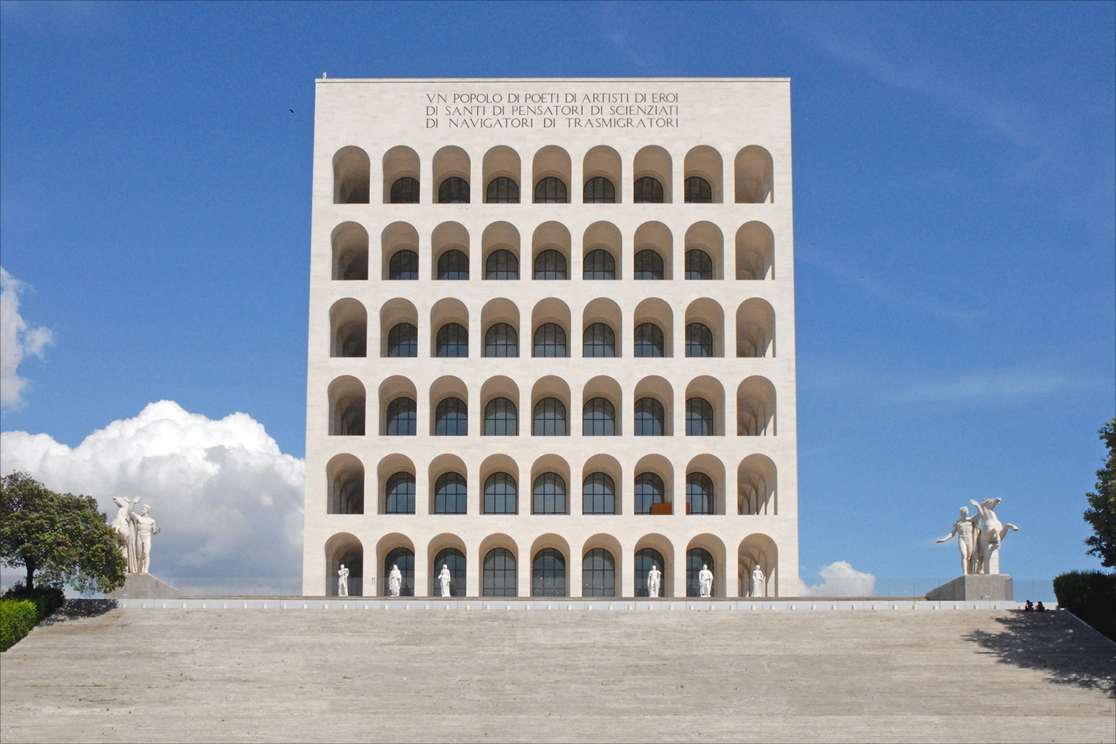 Buildings in Rome: Palazzo della Civilta del Lavoro