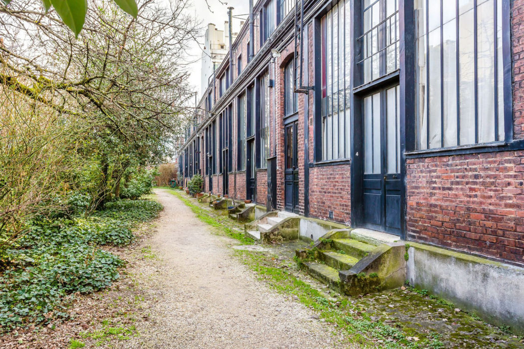 Light-filled warehouse conversion hits the market in Paris for €2.45m ...