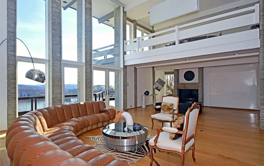 Vidal Sassoon's Cincinnati home for sale