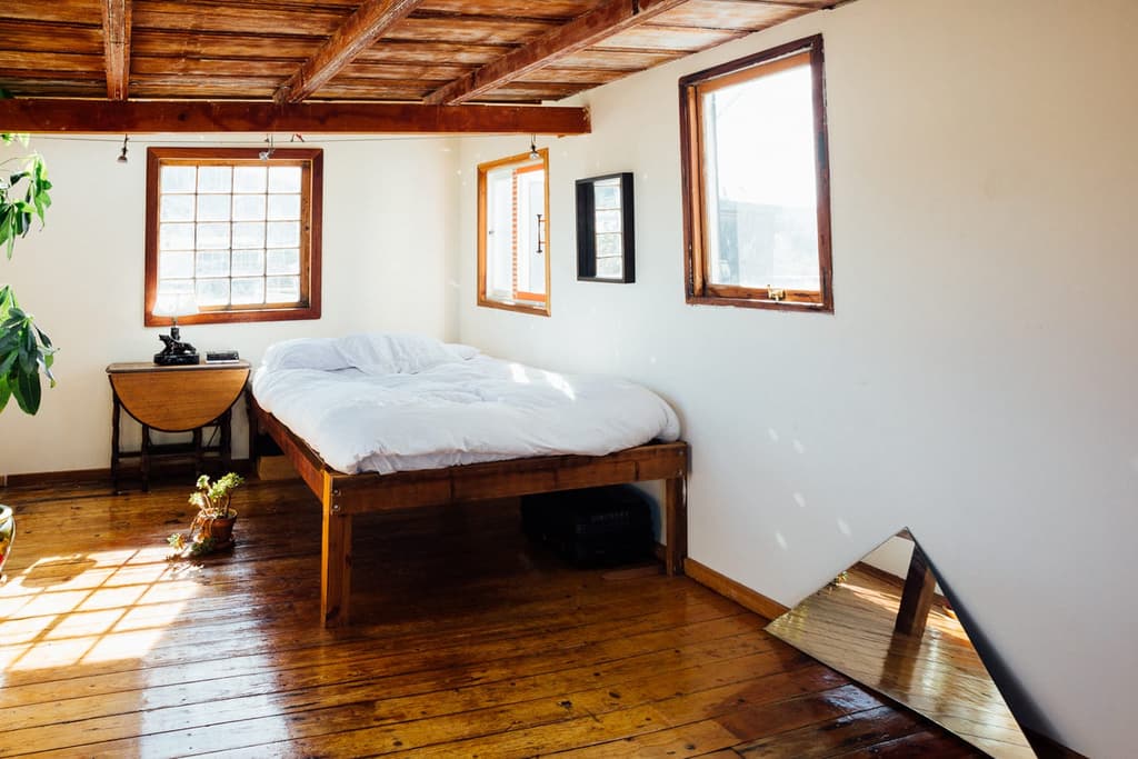 Varda boathouse residency