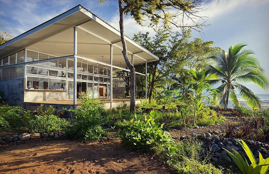 Rental of the week: a surfer’s tropical island retreat in Panama