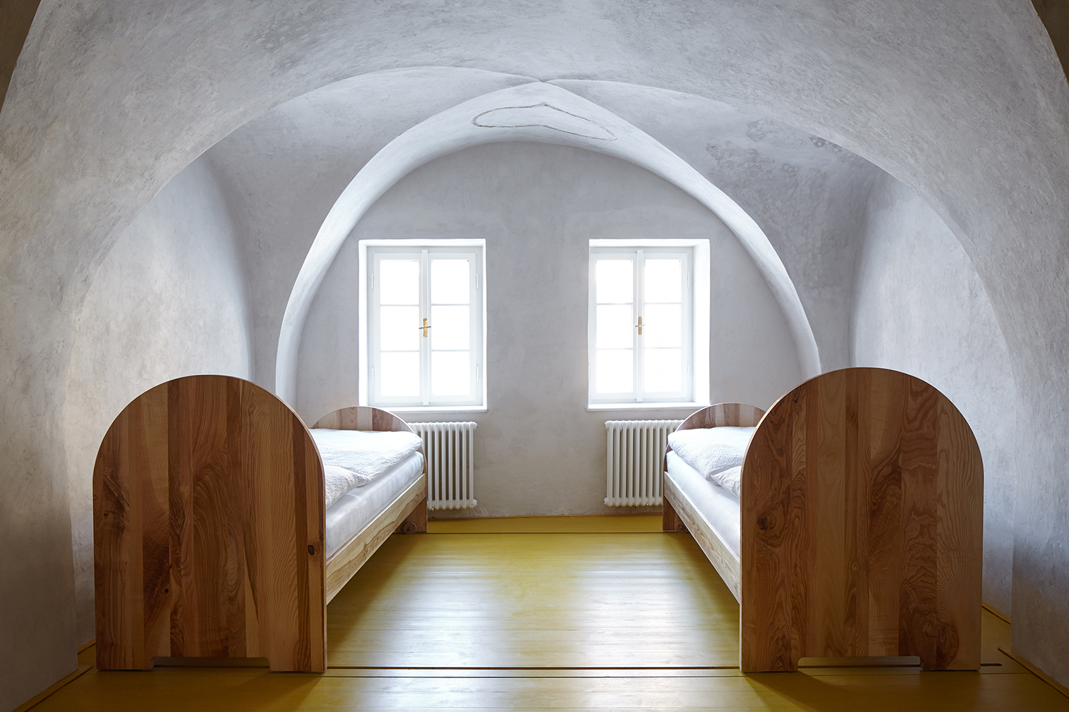 ORA's Stanjhaus – a new Czech guesthouse in Mikulov
