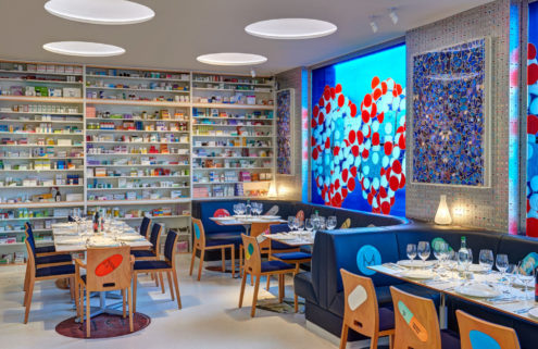 7 restaurants with incredible art collections