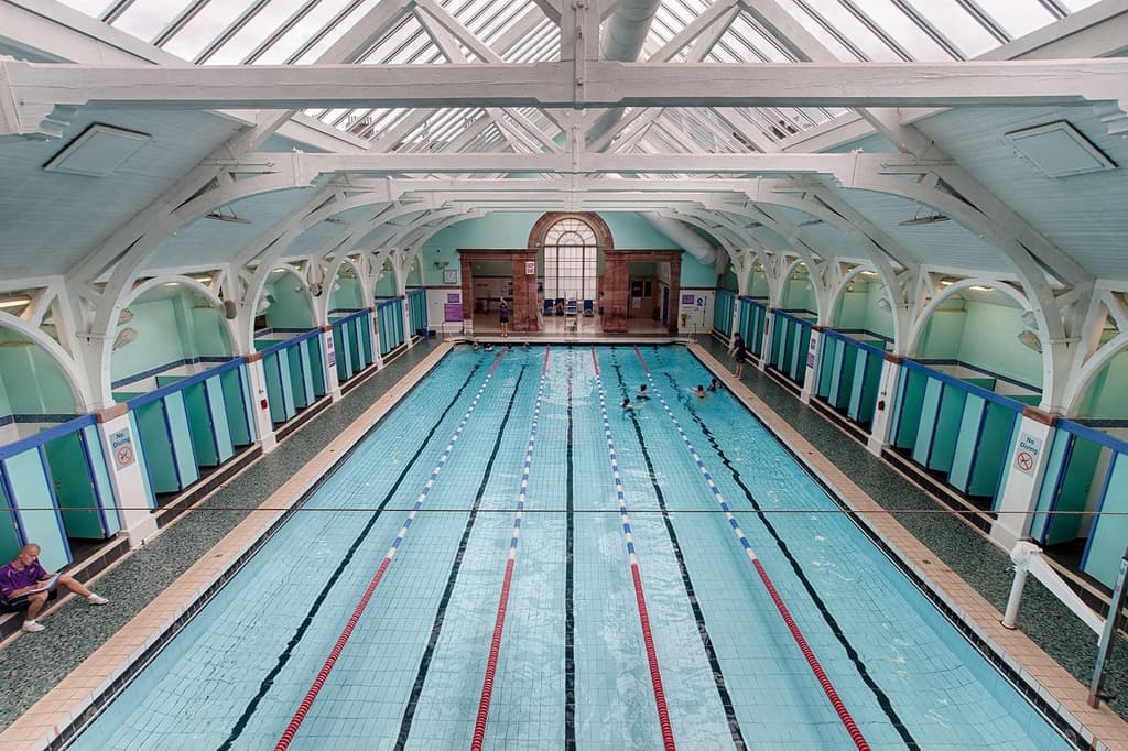 British swimming pools - Warrender pool