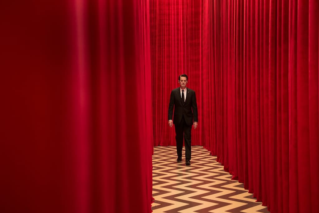 Twin Peaks Red Room set